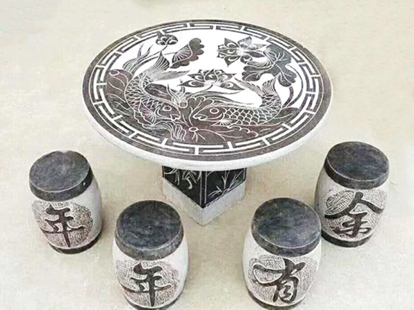 石桌石凳03.jpg