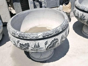 石缸石花盆
