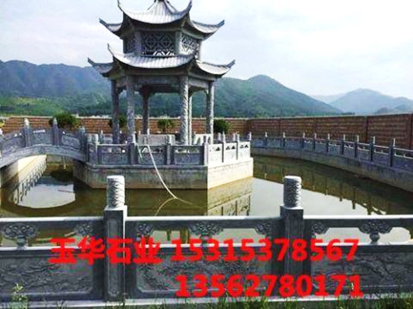 栏板石