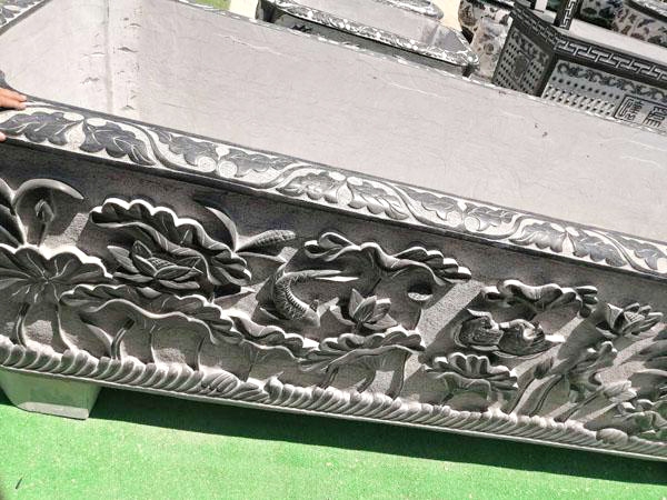 石缸石花盆