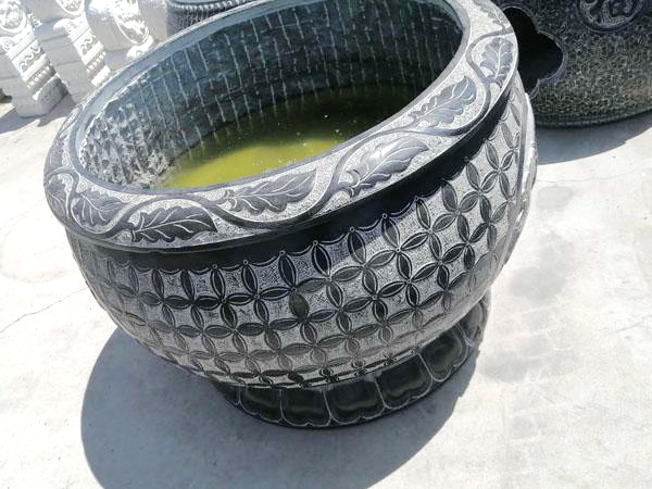 石缸石花盆